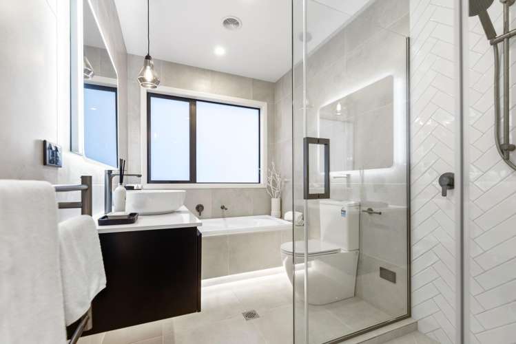 1/64 Banbury Crescent 10458_16