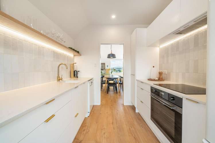 21 The Quarterdeck Whitby_5