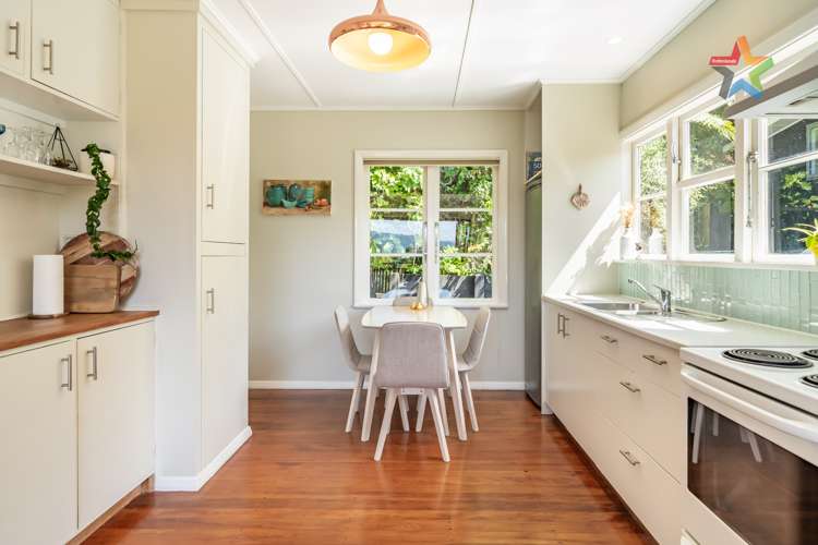 157 Miromiro Road Normandale_7