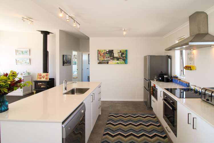 56 Guthrie Crescent Castlepoint_2