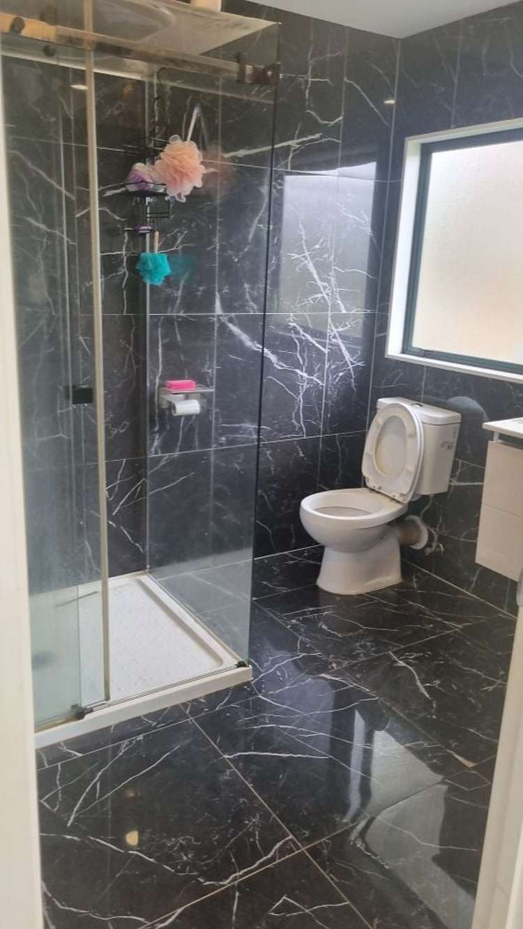 2/6 Wilkinson Way Browns Bay_17