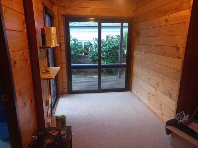 19a Miromiro Road Normandale_9