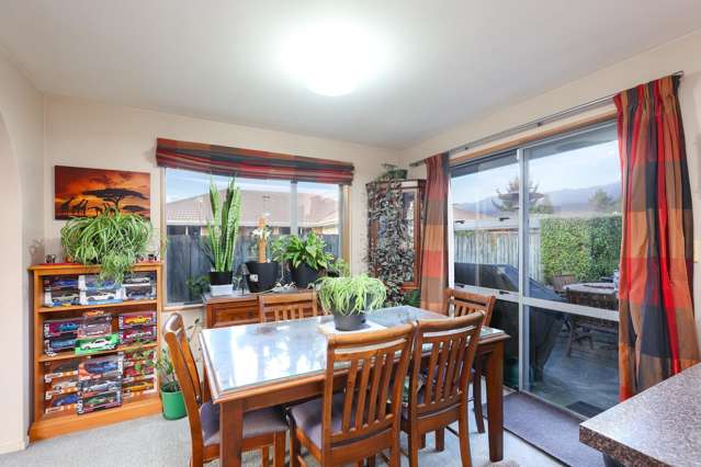 8 Maple Crescent Richmond_4