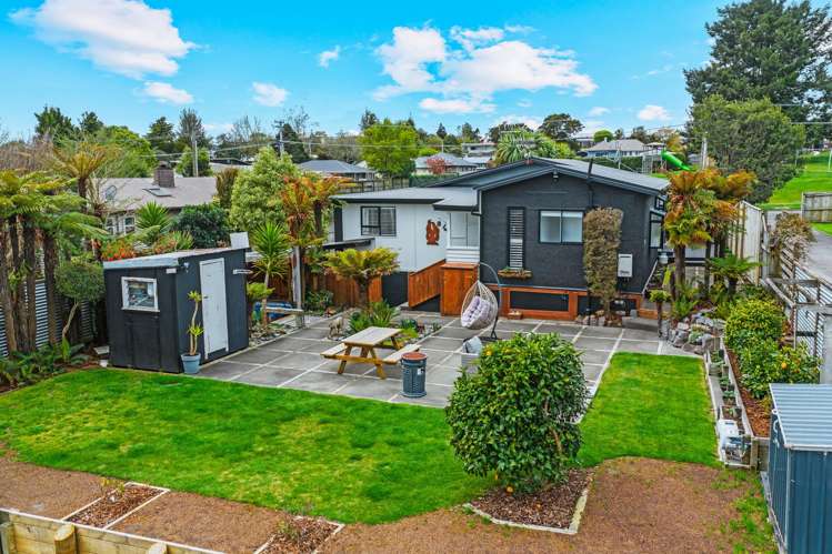 37 Tamatea Road Taupo_17