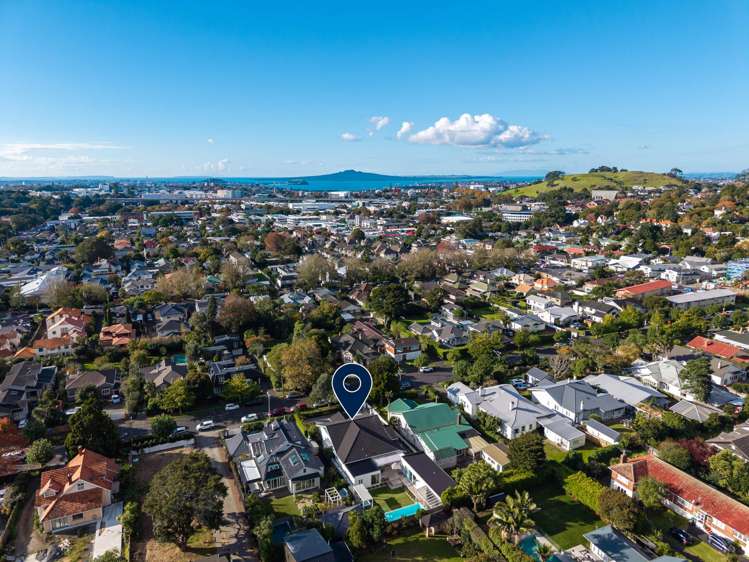 22 Epsom Avenue Epsom_24