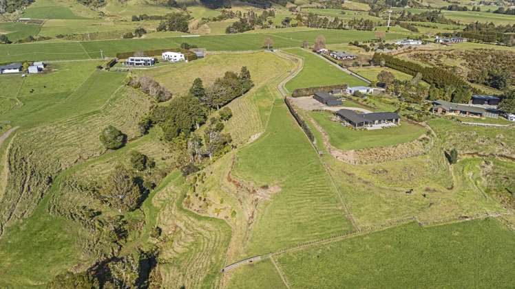 29 Wilson Road Urenui_8