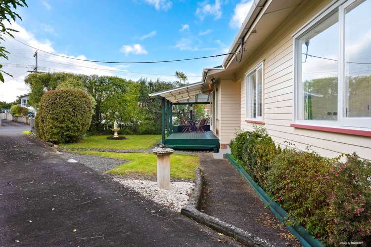 7 Waipani Road Te Atatu Peninsula_7