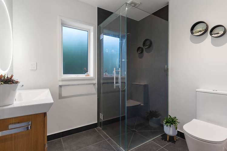 22 Waititiro Rise Stanmore Bay_21