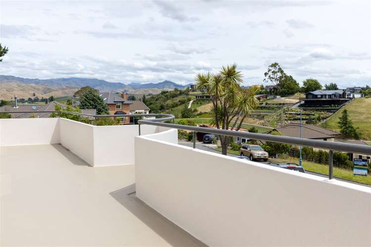 29 Pine Hill Rise Fairhall_14