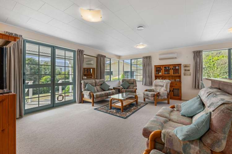 1693 Queen Charlotte Drive Queen Charlotte Sound_4