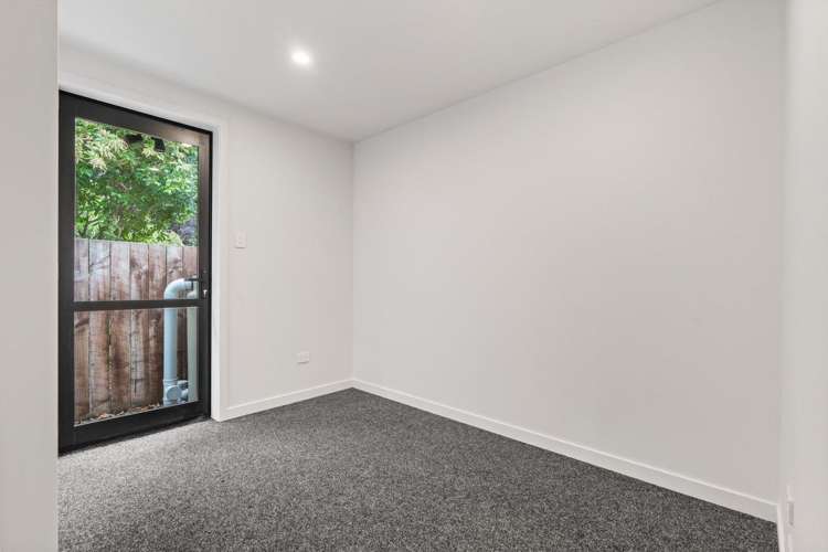 B/5 Queen Street Mosgiel_12