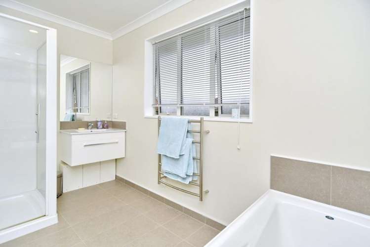 17 Stanton Place Woodend_13