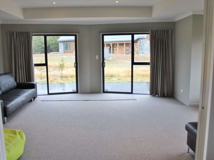 14 Cheeseman Terrace Castle Hill_9