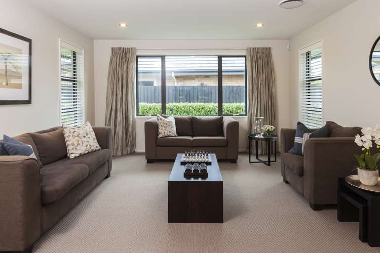 16 Handley Crescent Wigram_5