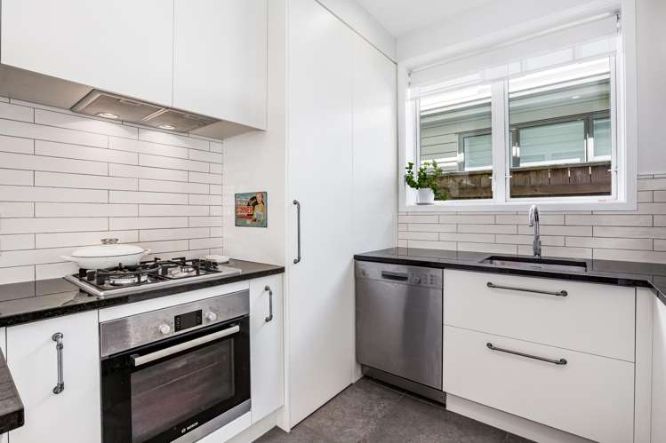 20 Glide Lane Whitby_7