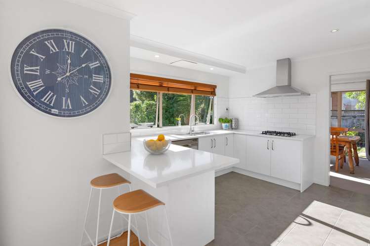 41 Kristin Lane Albany_10