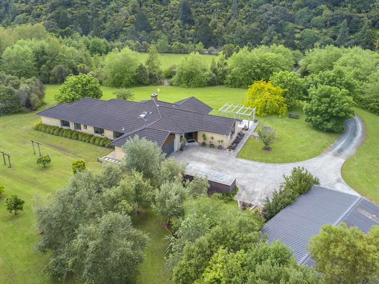 257 Upper Waiwera Road Puhoi_28