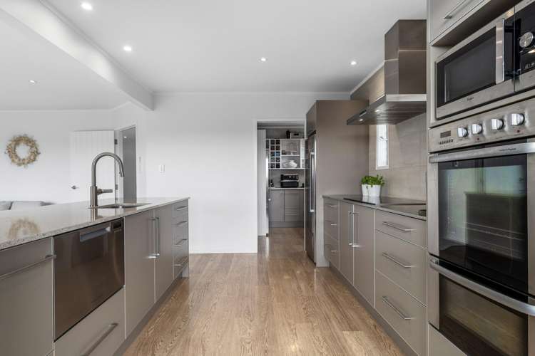 145 Kings Avenue Matua_12