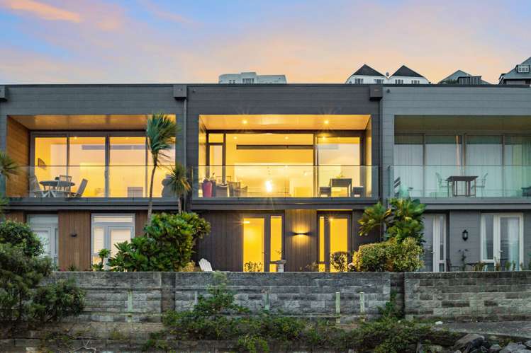 13/305 Evans Bay Parade_0