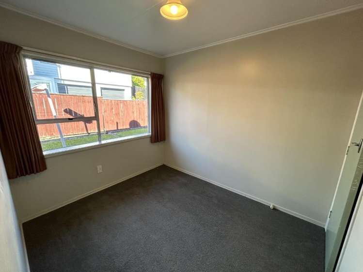 2/225 Annesbrook Drive 1951_5