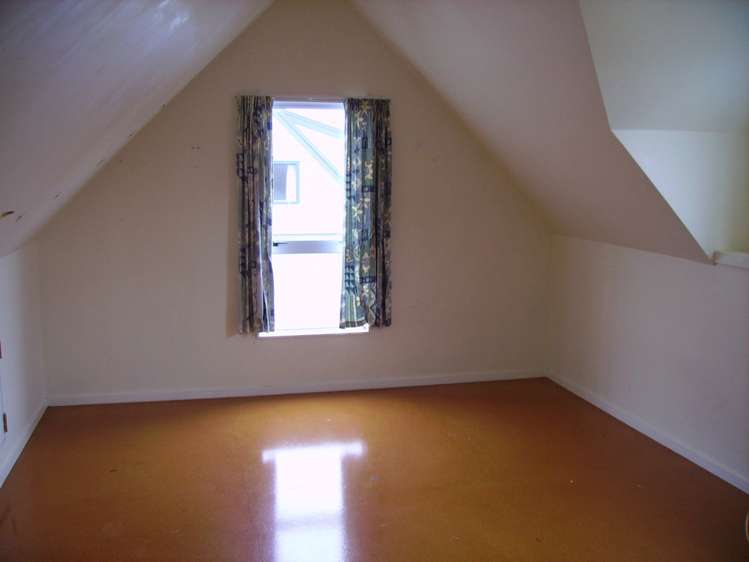 49 York Street Hamilton East_8