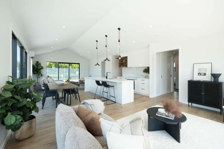 36 Matau Cres Frimley_3