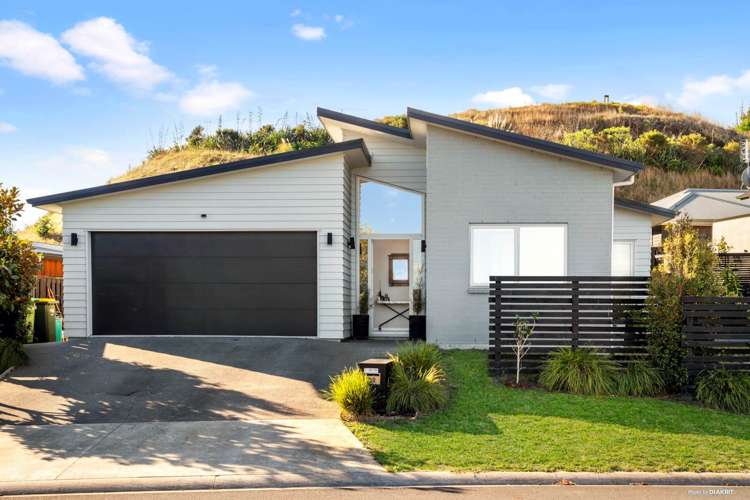 22 Knoll Rise Pukekohe_0