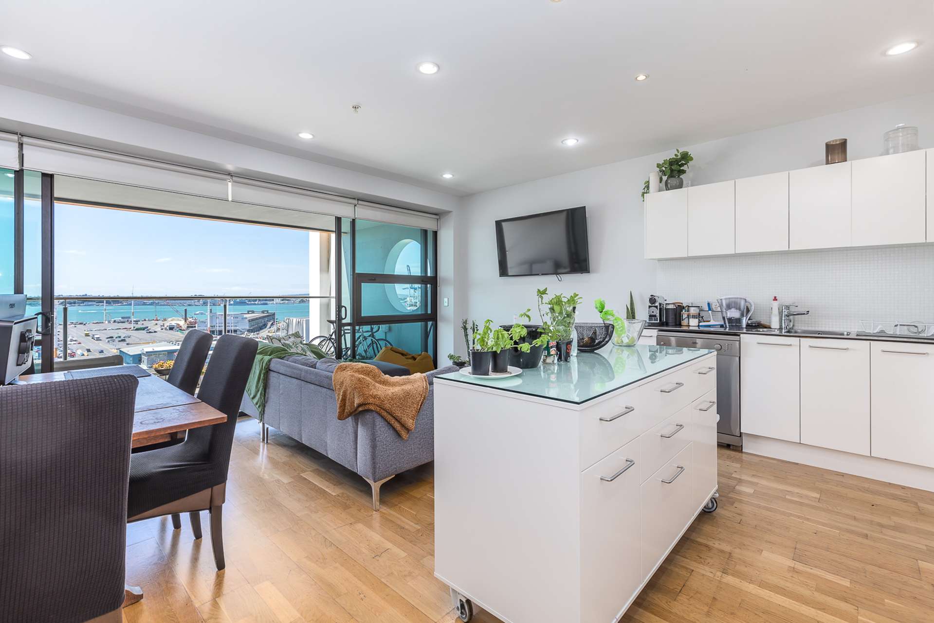 1108/18 Beach Road Auckland Central_0