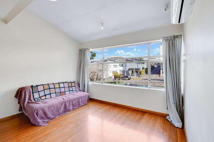 4/3 Tisdall Street 10463_2