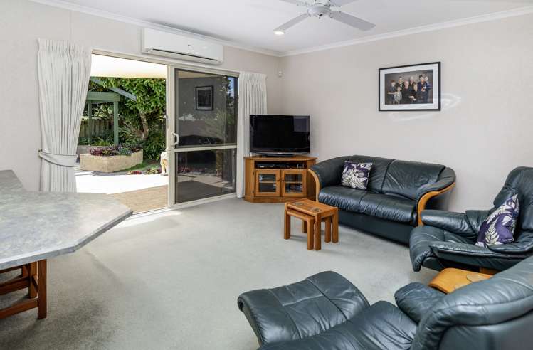 22 Trovare Place Golflands_30