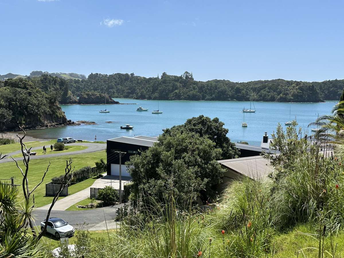 60 Pacific Bay Road_0