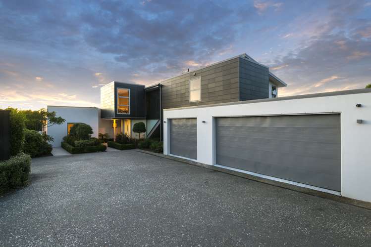 8 The Ridge Kennedys Bush_2