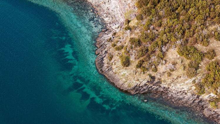 - West Wanaka Road, Roys Peninsula Glendhu Bay_23