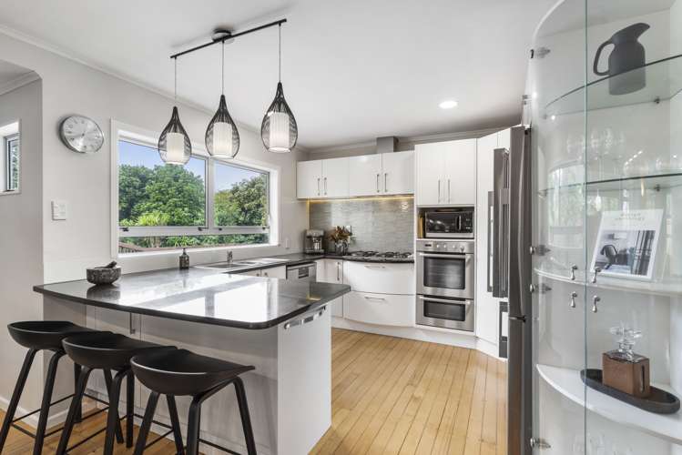 99 Landscape Road Mount Eden_10