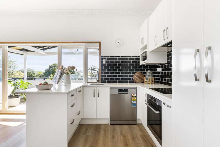 721 Mount Eden Road Mount Eden_1