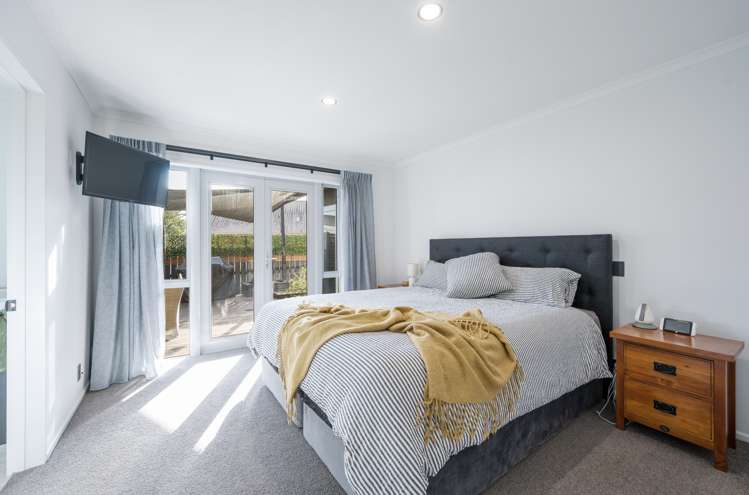 40 Starveall Street Brightwater_13