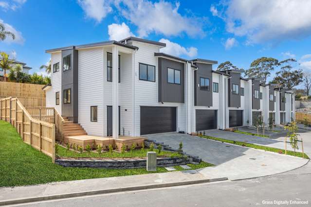 Big, Bright & Double Garage