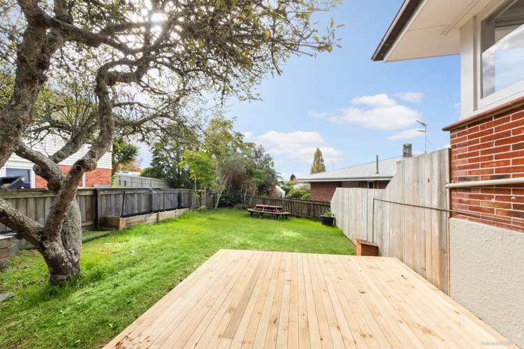 2 Maunder Place New Lynn_19