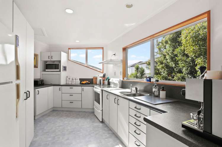 24 Kaurilands Road Titirangi_16