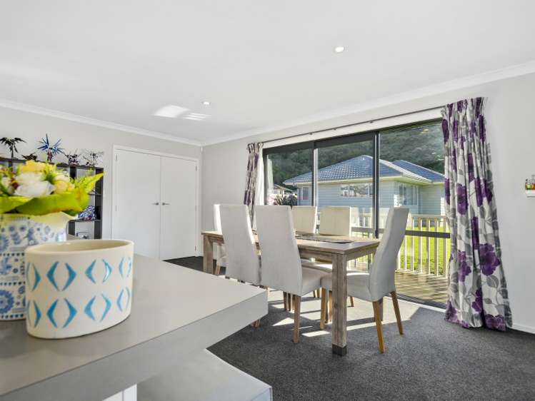 11b Aran More Place Belmont_7