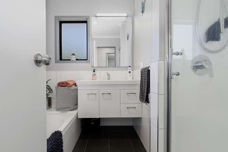 171 Windermere Drive Poike_12