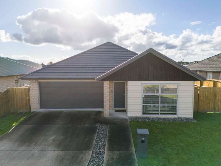 8 Lamborn Drive Papakura_15