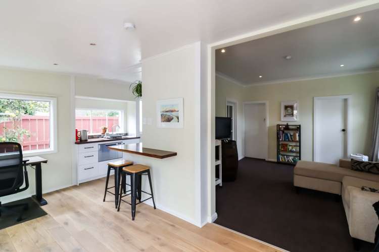 73 Owen Street Belmont_5