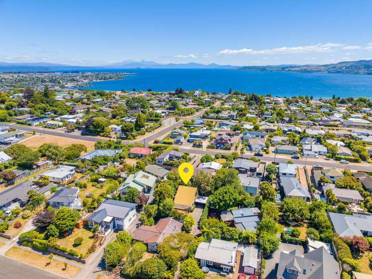 17 Sunset Street Hilltop_26