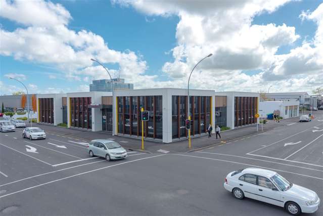 Profile and Prestige CBD Office