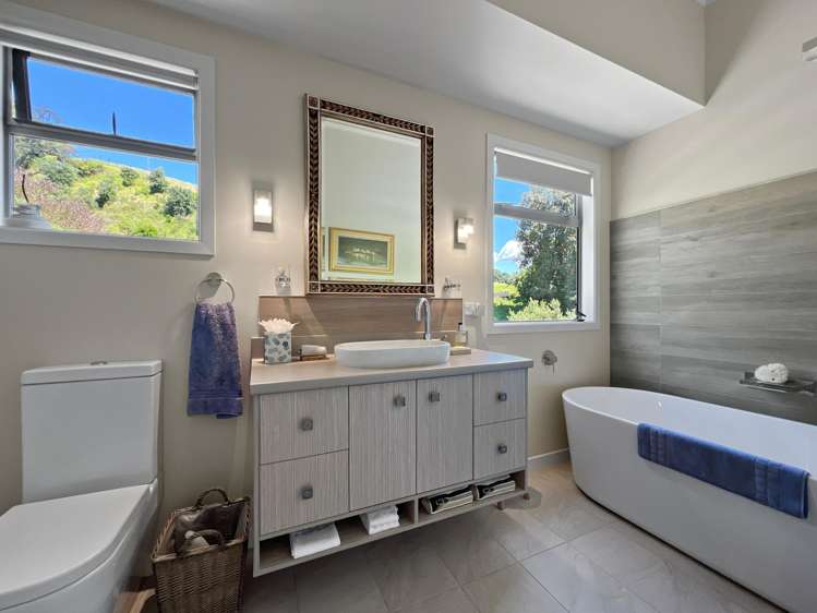 8 Ohiwa Cove Rise Opotiki_29