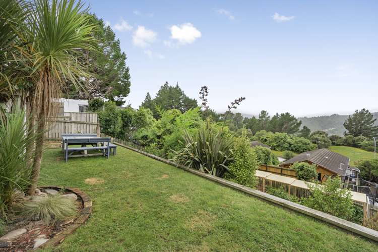 7 Fenchurch Grove Stokes Valley_17