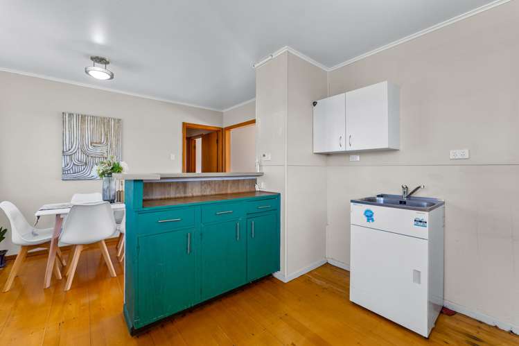 4 Duncan Avenue Te Atatu South_8