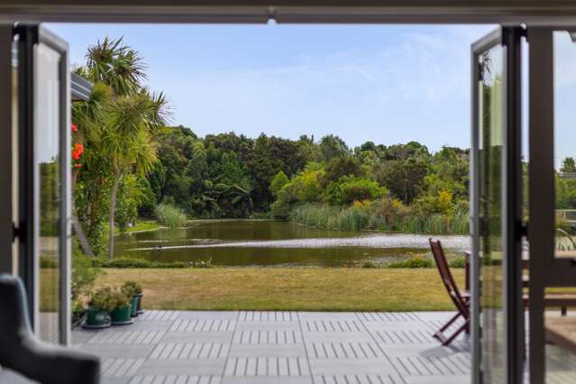 Refined Lakeside Living