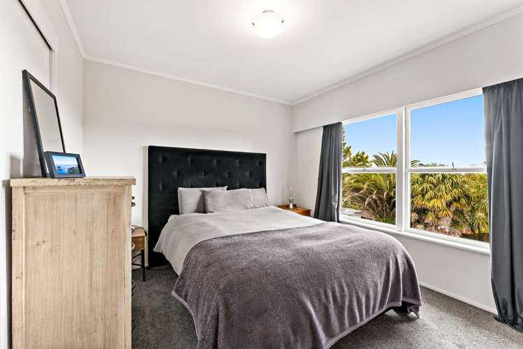 1/6 Segedin Place Glenfield_10